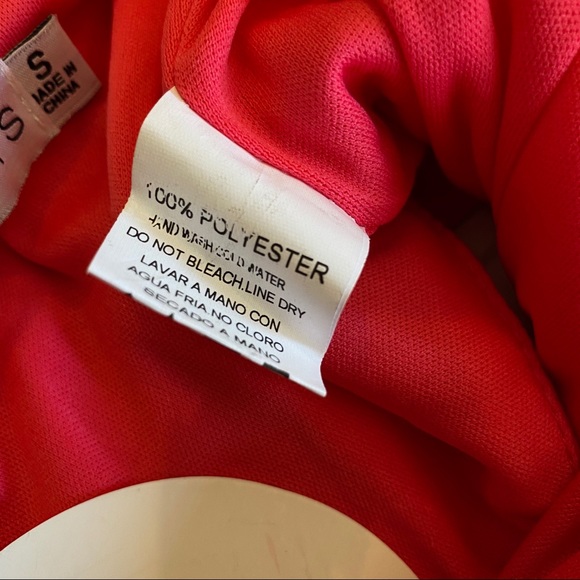 Ruffled Crop Top - Picture 10 of 10